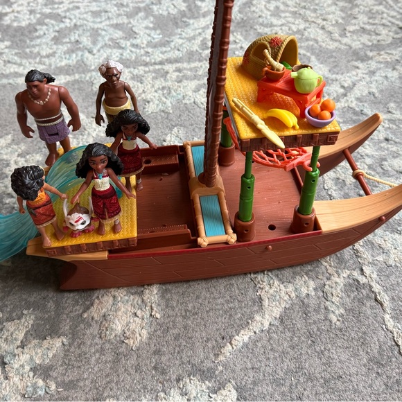 Moana 2 Boat Adventure Sailing Boat Playset with Doll - Picture 2 of 6